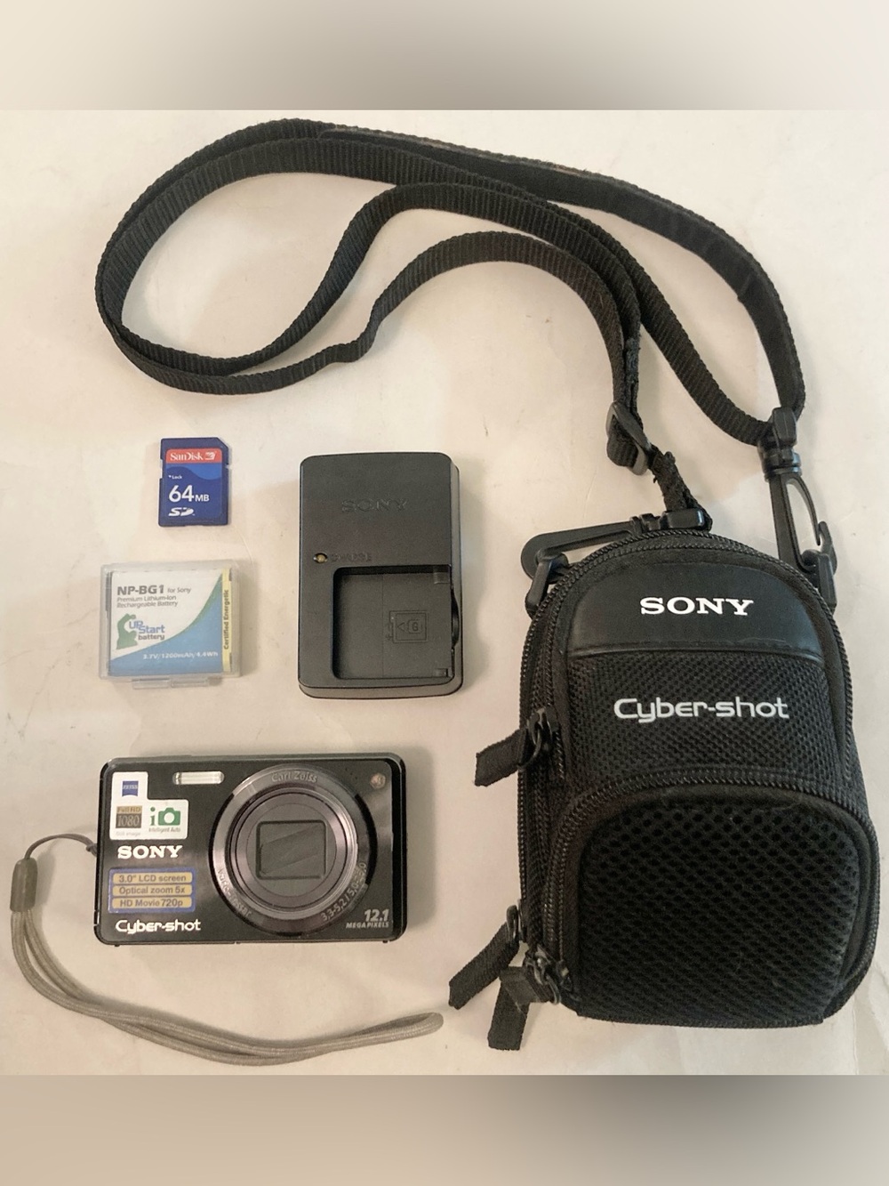 WORKS Sony Cyber-shot DSC-W290 12.1MP Digital Camera Black Battery, Charger Bag